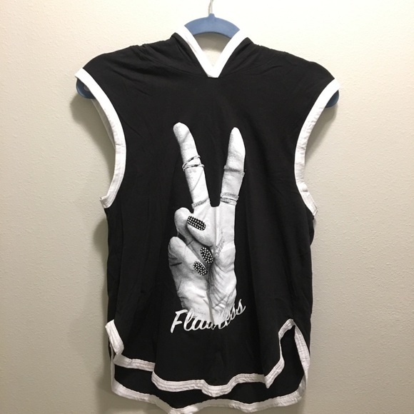 Tank top with hood - Picture 1 of 2